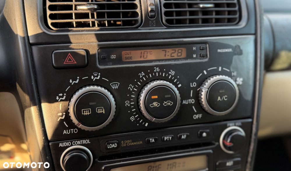 Lexus IS 200 Prestige - 27