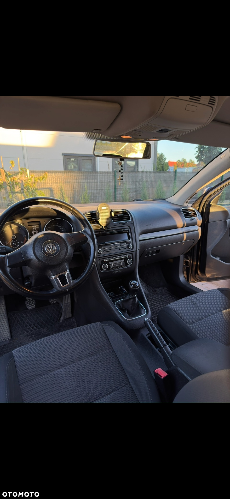 Volkswagen Golf VI 1.6 TDI Highline - 17