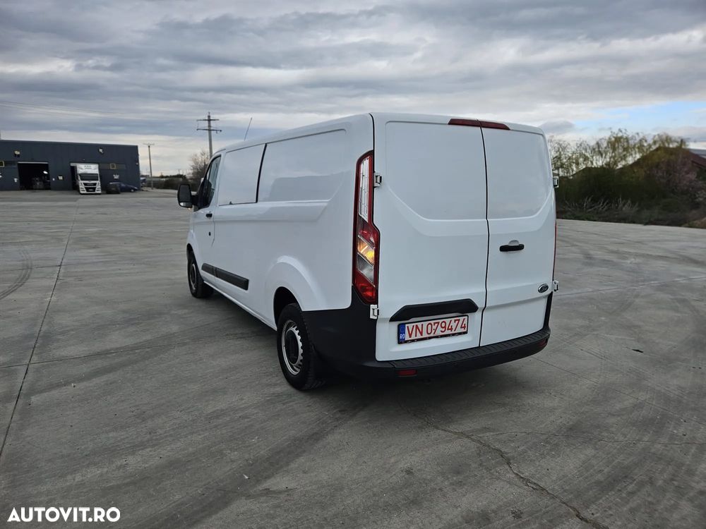 Ford TRANSIT CUSTOM - 6