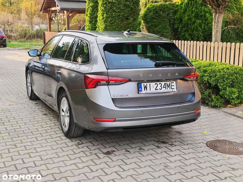 Skoda Octavia 2.0 TDI Ambition - 9