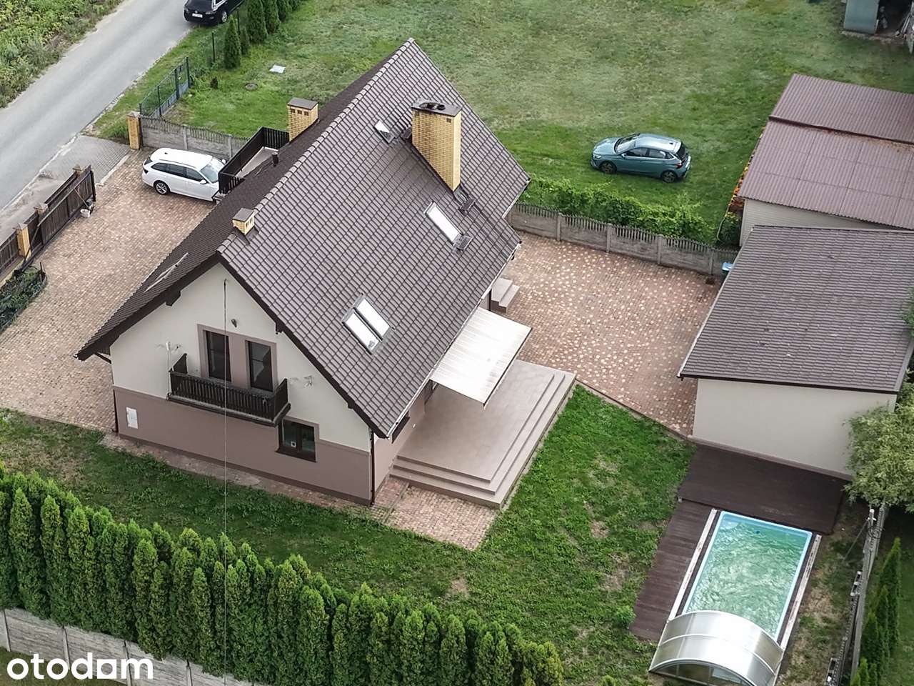 Wyjątkowy dom z garażem dwustanowiskowym 239 m² Basen Otoczenie lasu - Pełny obrazek: 2/19