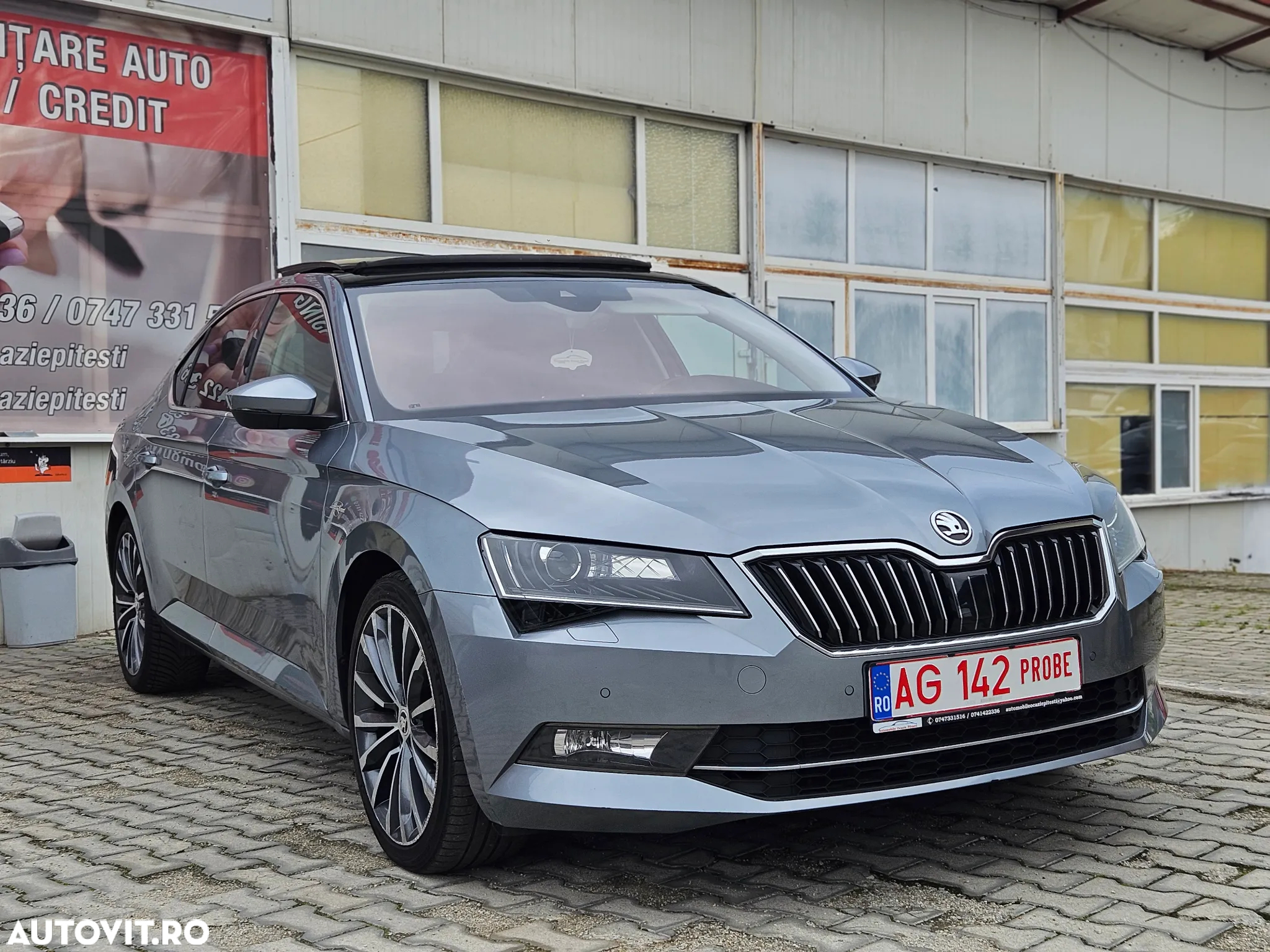 Skoda Superb 2.0 TDI 4X4 DSG Laurin & Klement - 3