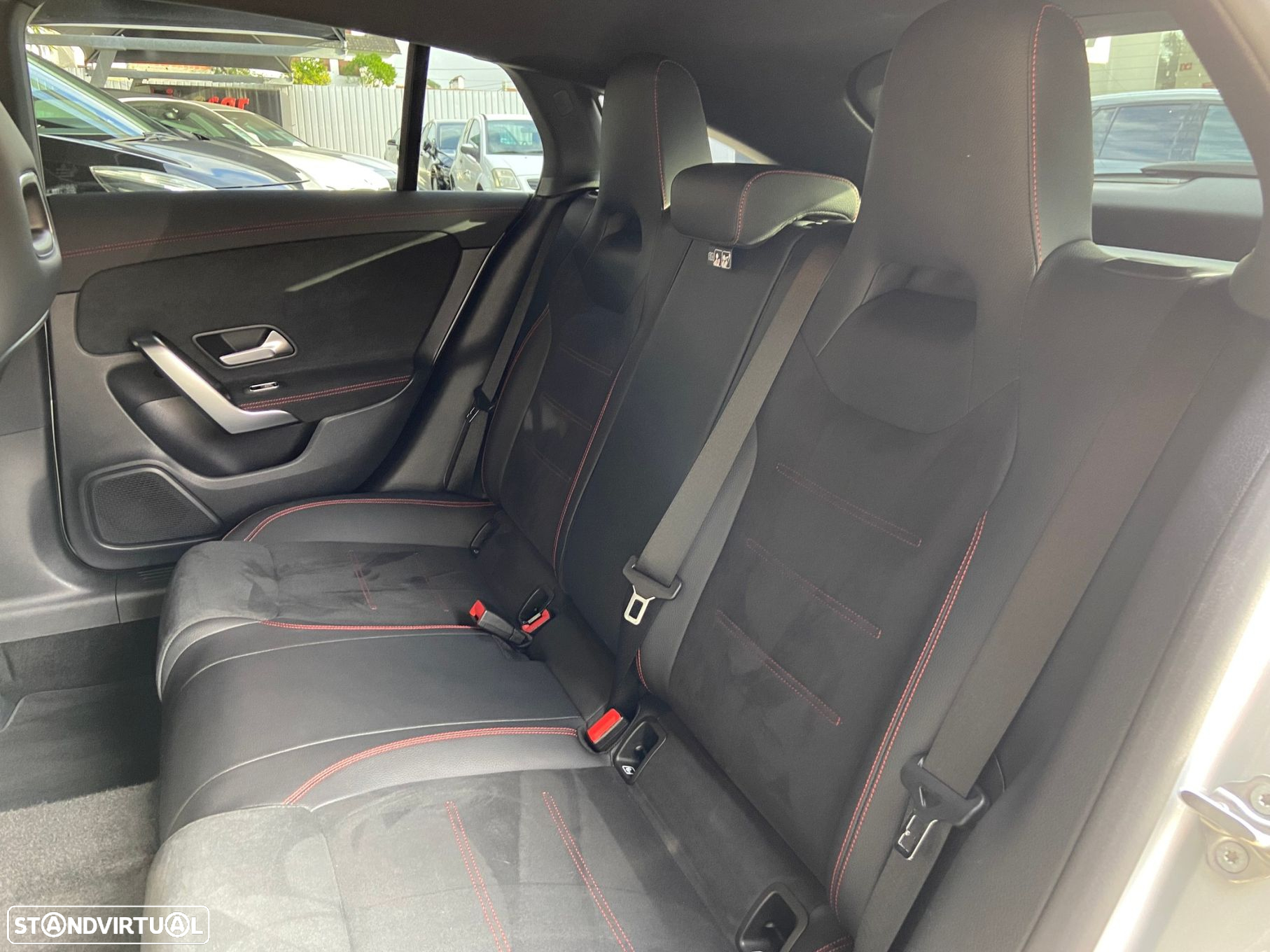 Mercedes-Benz CLA 180 d Shooting Brake AMG Line Aut. - 45