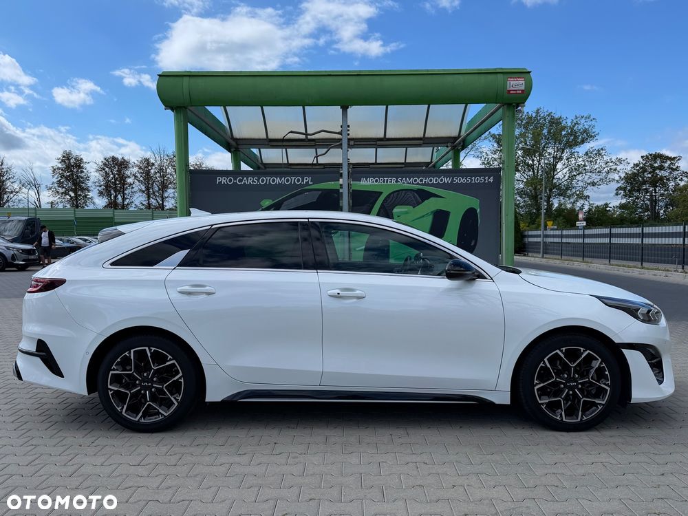 Kia ProCeed 1.5 T-GDI DCT7 OPF GT LINE - 11