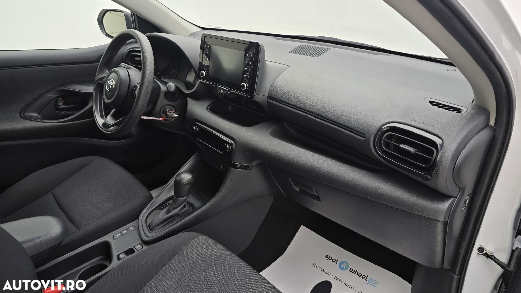 Toyota Yaris 1.5 VVT-i HSD Eco - 20