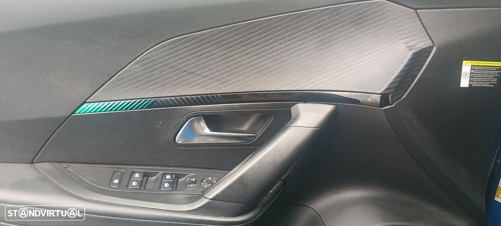 Peugeot 5008 1.5 BlueHDi Allure Pack — fotografia 18