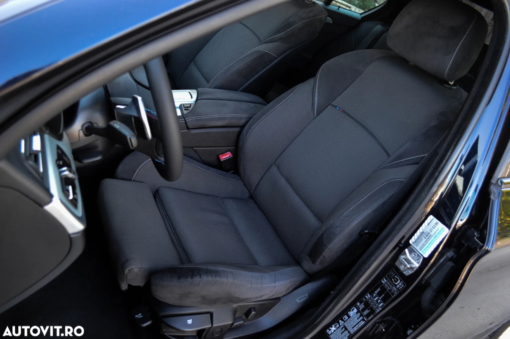 BMW Seria 5 525d xDrive Sport-Aut. - 29