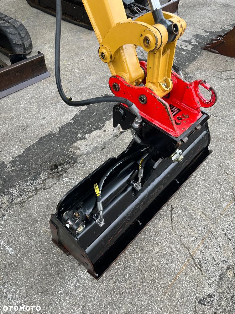 Caterpillar 301.8 - 29