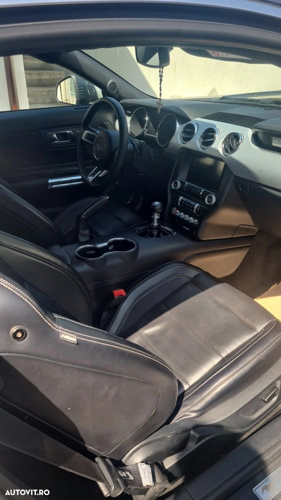 Ford Mustang 2.3 Eco Boost - 4