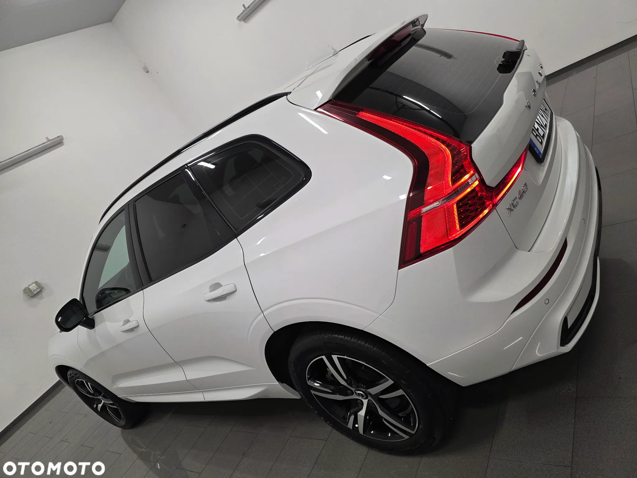 Volvo XC 60 B4 B Geartronic RDesign - 34