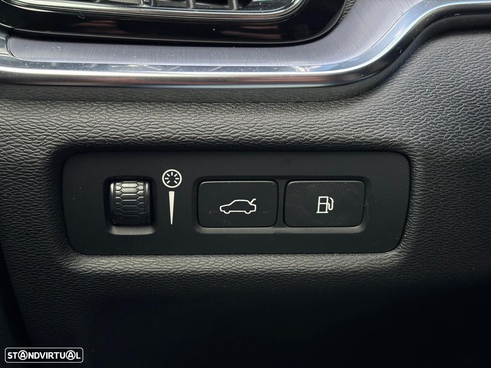 Volvo V60 2.0 T6 AWD TE Inscription Expression - 17