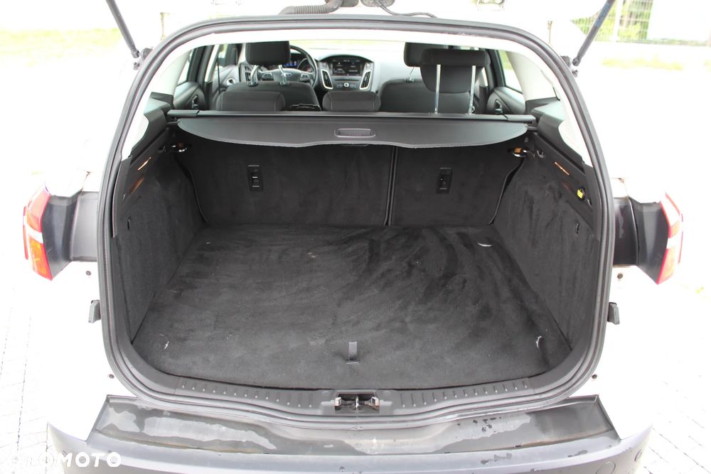 Ford Focus - 12