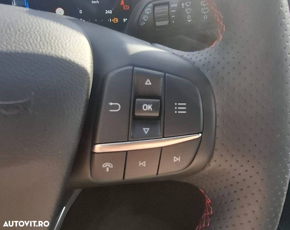 Ford Kuga 2.5 Duratec FWD PHEV ST-Line X - 9