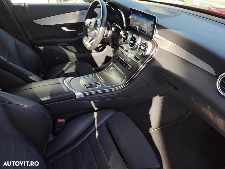 Mercedes-Benz GLC 300 de 4MATIC - 12