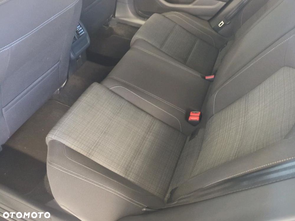 Volkswagen Passat 1.5 TSI EVO Business - 17