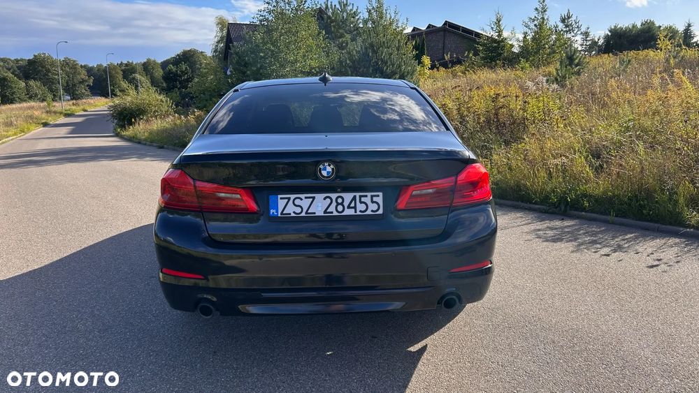BMW Seria 5 530d xDrive - 6