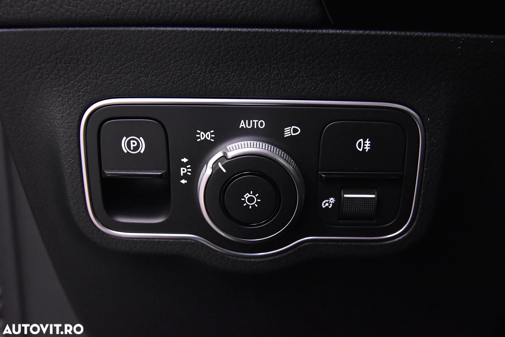 Mercedes-Benz GLA 200 d 4MATIC Aut. - 15