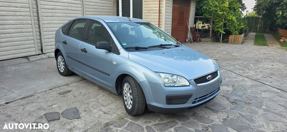 Ford Focus 1.6i 16V - 2