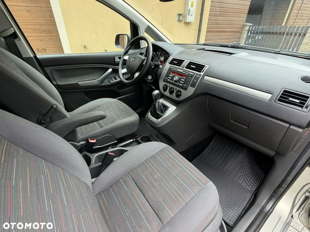 Ford C-MAX - 12