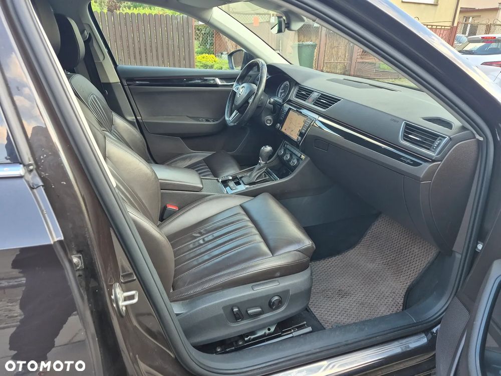 Skoda Superb 2.0 TSI 4x4 L&K DSG - 16