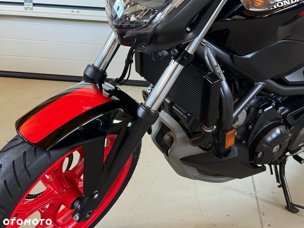 Honda NC - 18