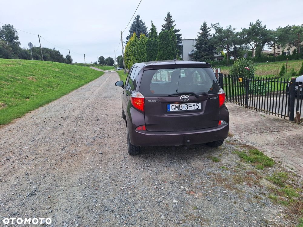 Toyota Verso S 1.33 Active - 7