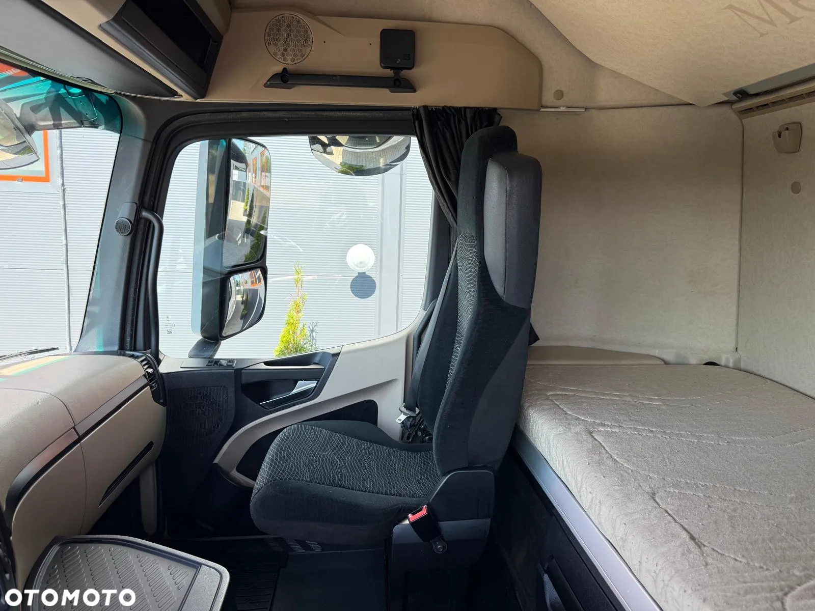 Mercedes-Benz Actros 2542 / E6 / burto-firanka 8,5 m + winda / 21Epal / z Niemiec / sypialka plandeka firana skrzynia - 37