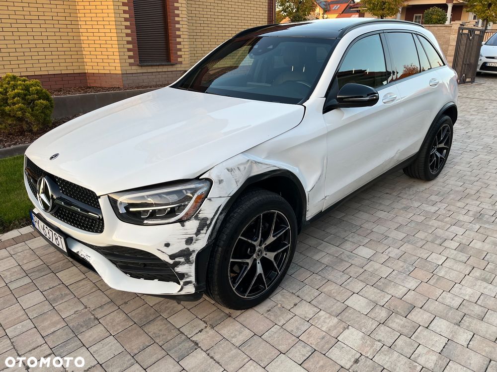 Mercedes-Benz GLC 300 4Matic 9G-TRONIC AMG Line - 5
