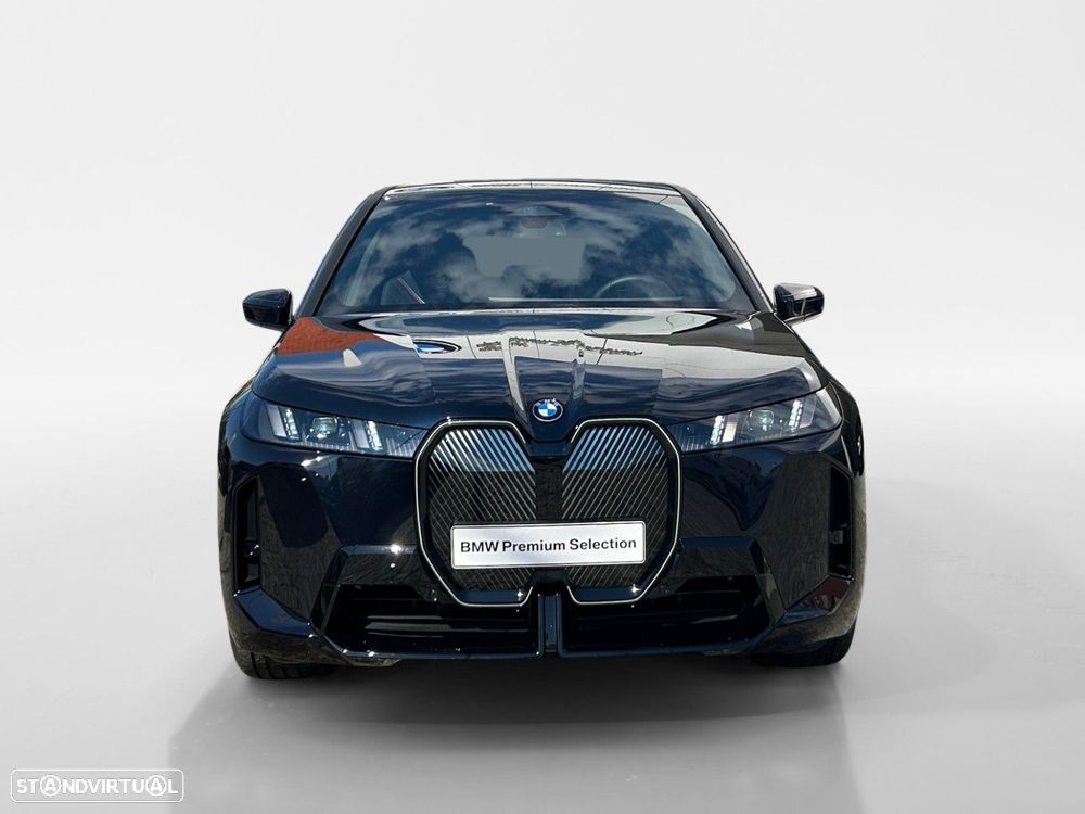 BMW iX xDrive 45 - 8