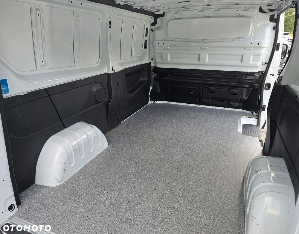 Nissan PRIMASTAR - 17