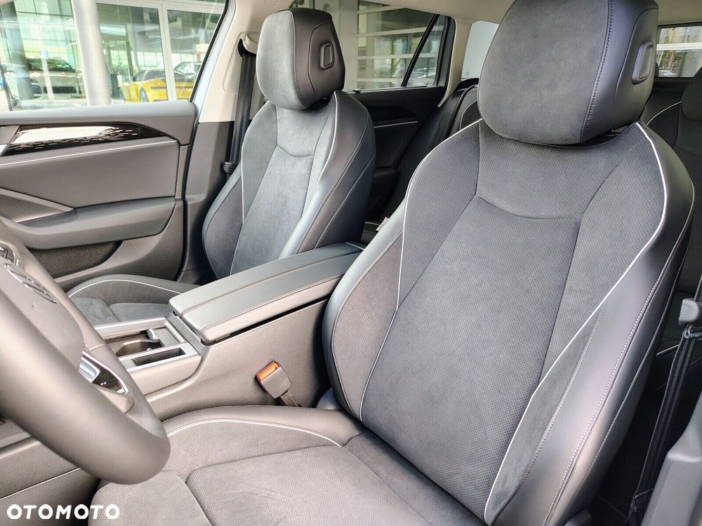 Volkswagen Passat - 13