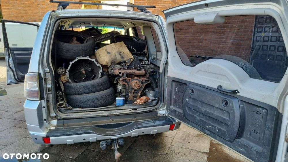 Mitsubishi Pajero 3.2 DID Invite - 17