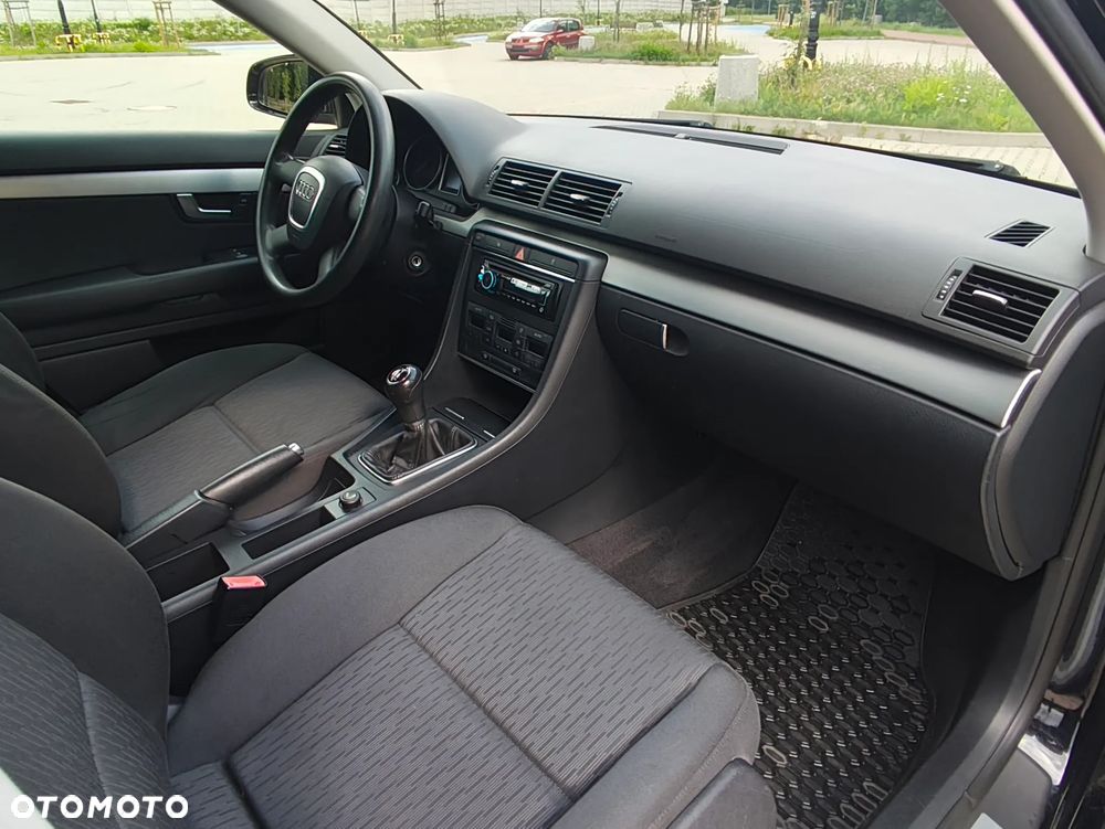 Audi A4 Avant 1.6 - 35