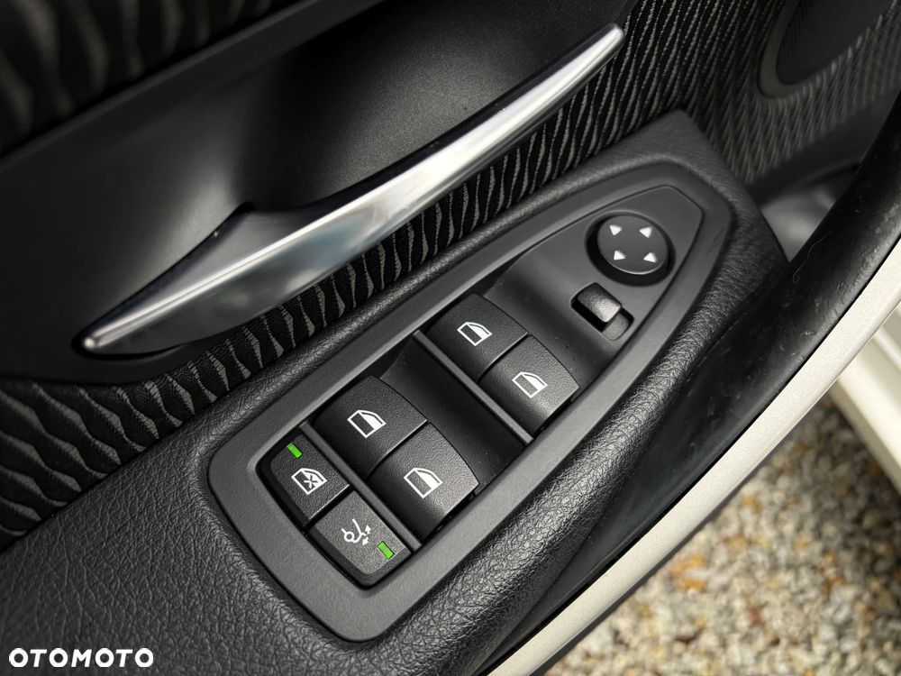 BMW 3GT 320d Advantage sport - 32