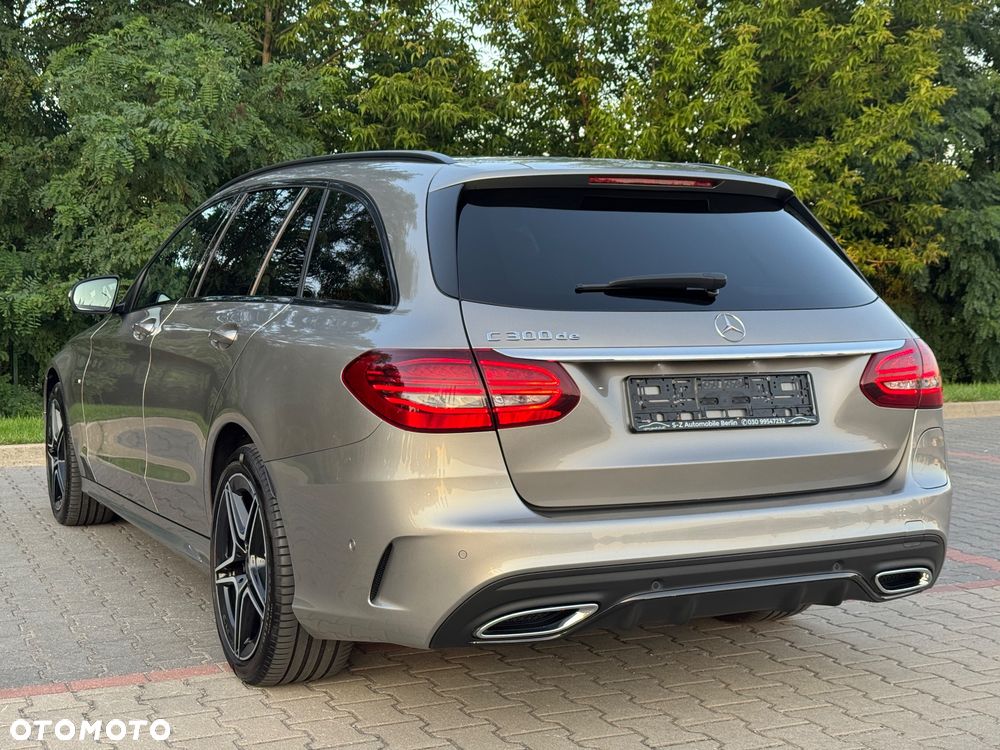 Mercedes-Benz Klasa C 300 e 9G-TRONIC AMG Line - 14