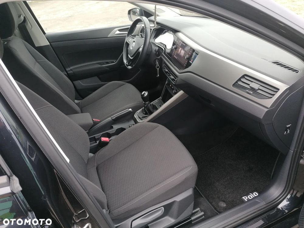 Volkswagen Polo 1.0 (Blue Motion Technology) Comfortline - 16