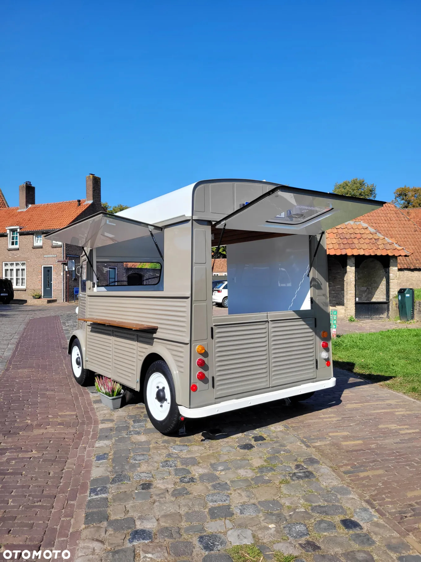 Citroën HY - 9