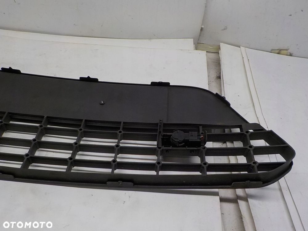 FORD C-MAX I CMAX MK1 LIFT GRILL KRATKA ATRAPA ZDERZAKA ŚRODKOWA - 3