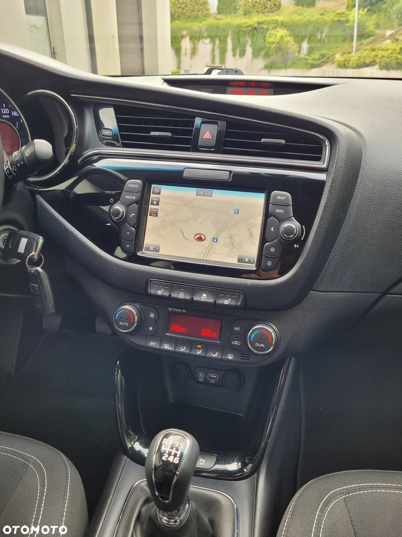 Kia Ceed 1.6 GDI SW Platinum Edition - 18