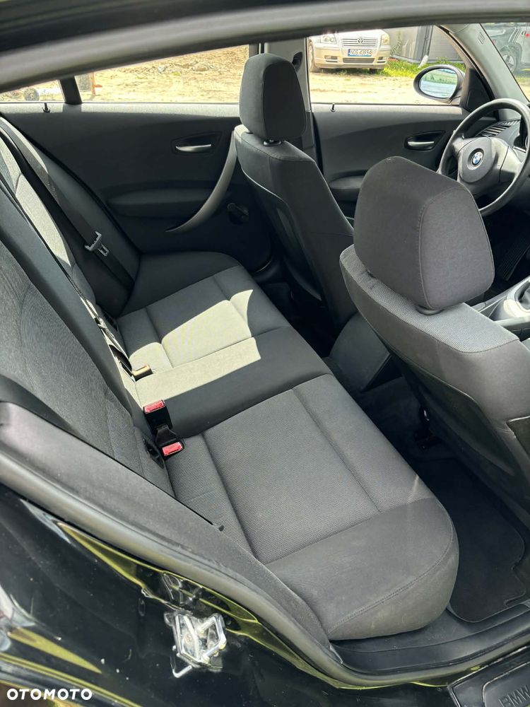 BMW Seria 1 116i - 5