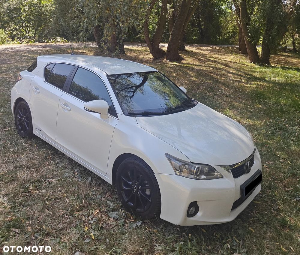Lexus CT Standard - 1