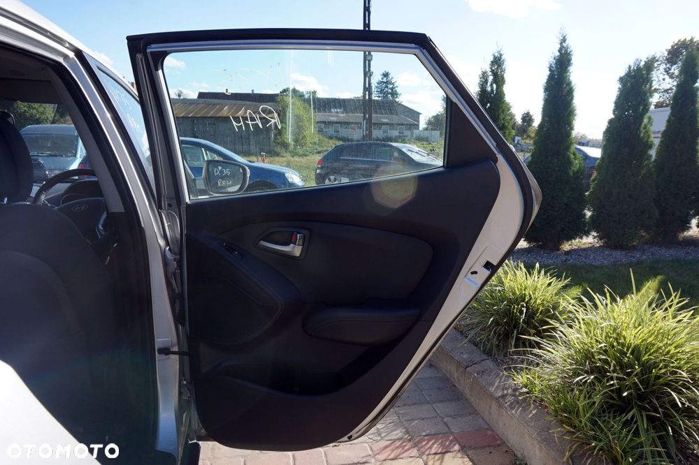 DRZWI TYLNE PRAWE IX35 I  RAH  SREBRNY HYUNDAI 2009-2015 - 5