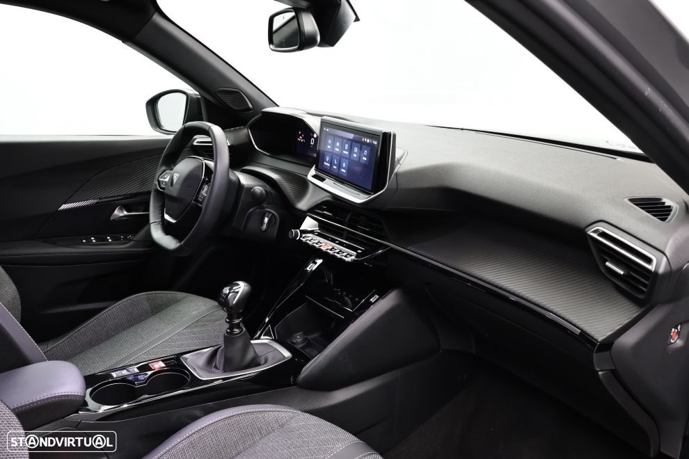 Peugeot 2008 1.2 PureTech Allure - 20