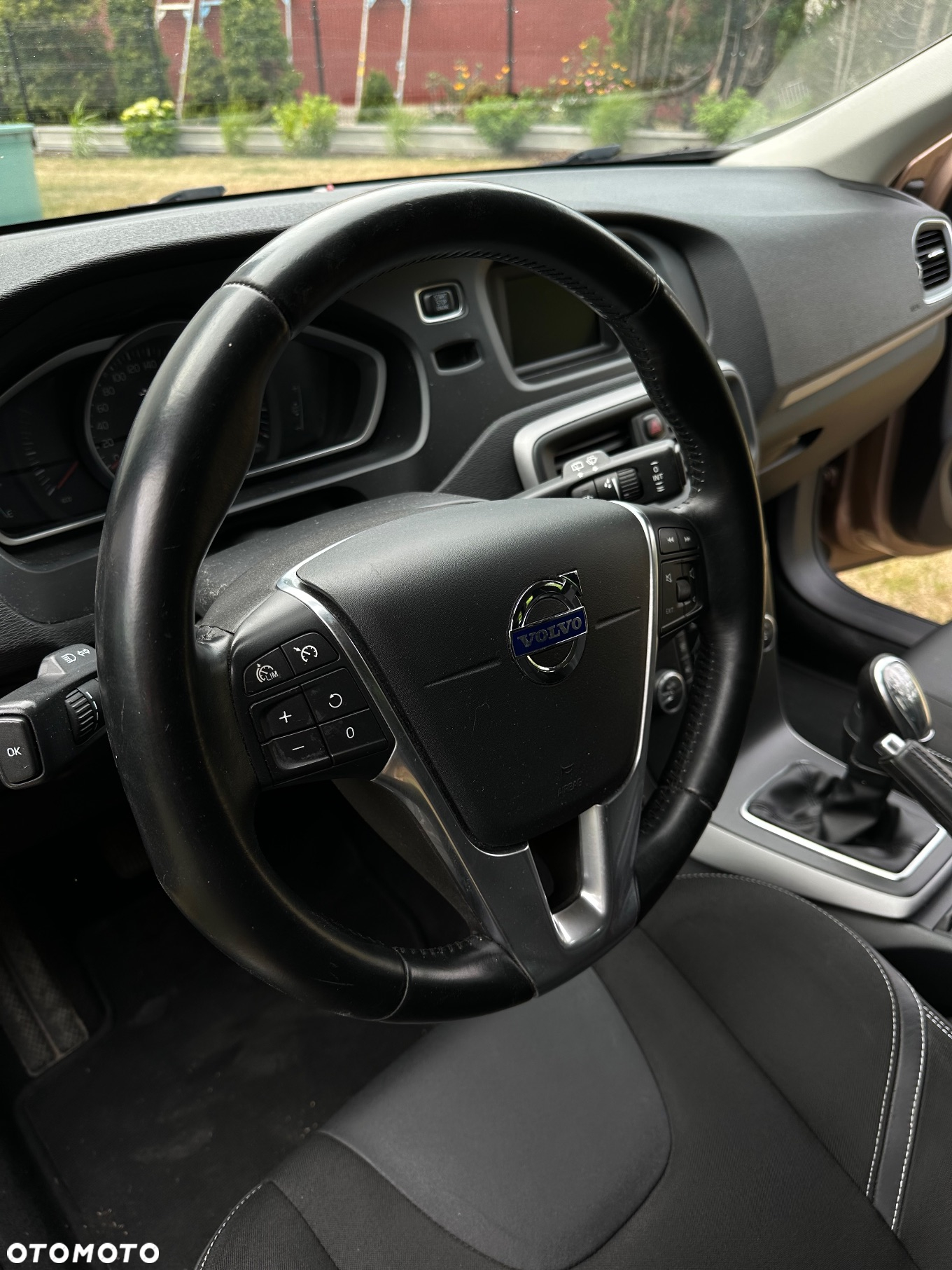 Volvo V40 D2 Momentum - 9