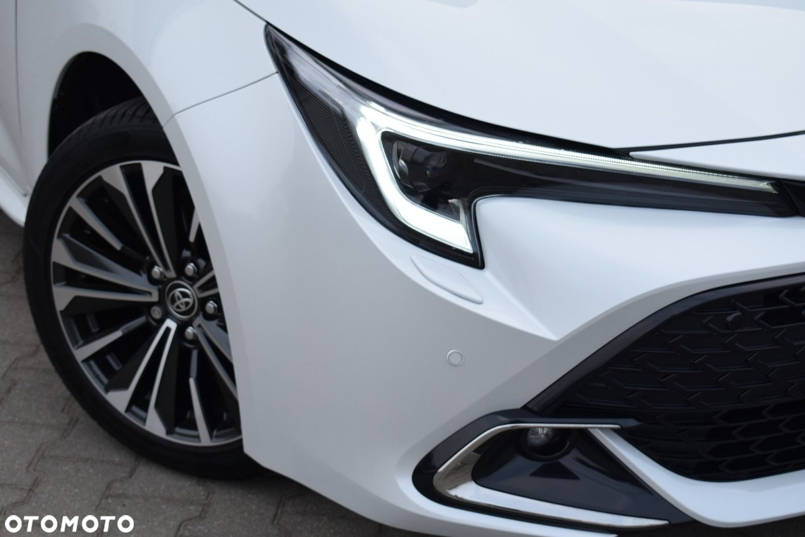 Toyota Corolla - 26