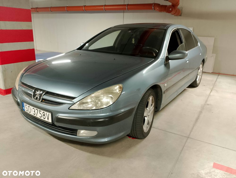 Peugeot 607