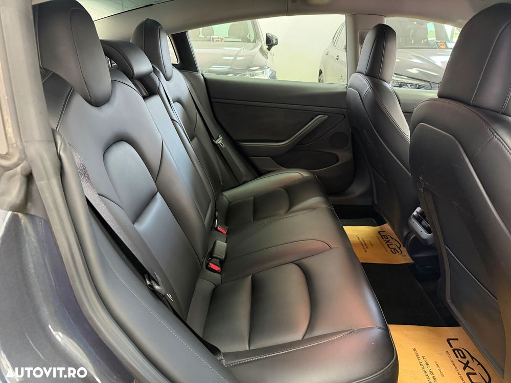 Tesla Model 3 Langstreckenbatterie Allradantrieb Dual Motor - 18