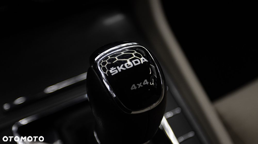 Skoda Superb 2.0 TSI 4x4 Style DSG - 23