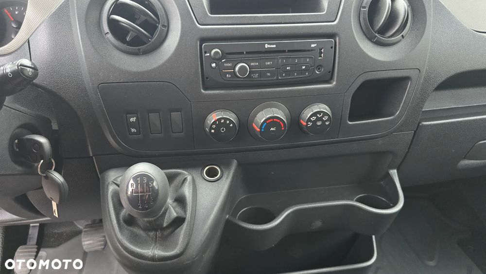 Renault Master - 36