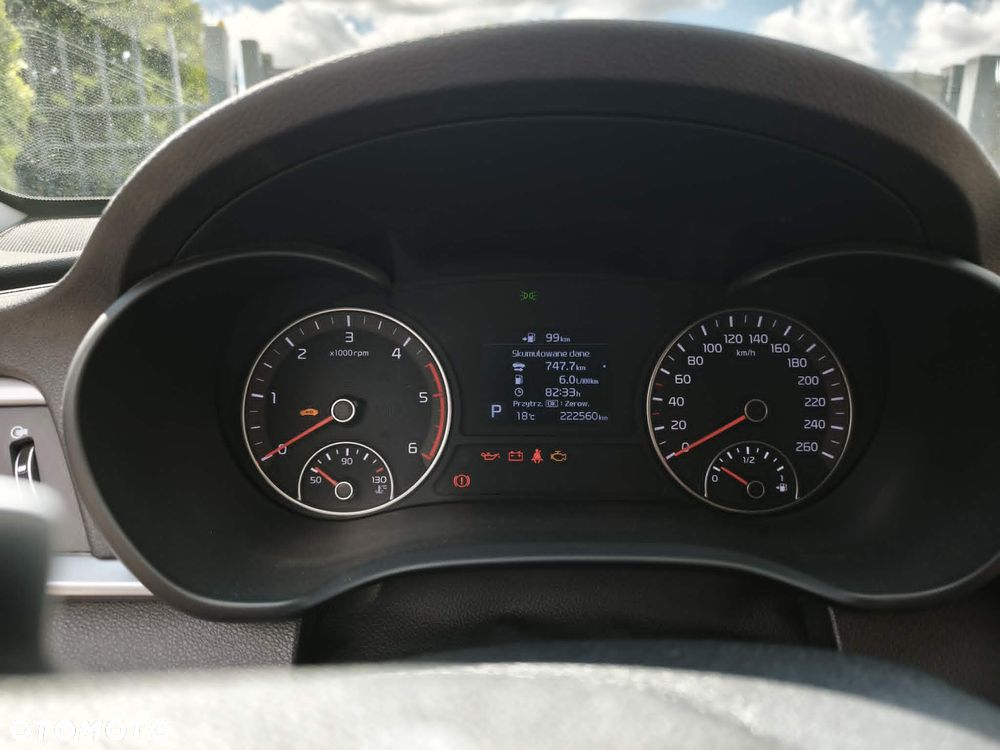 Kia Optima - 10